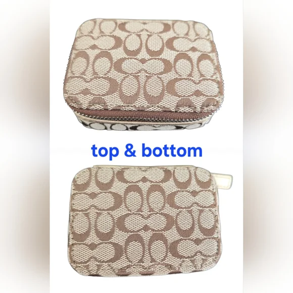 Coach Signature Canvas Triple Pill Box Khaki signature canvas, gold trim VGUC - Picture 7 of 9